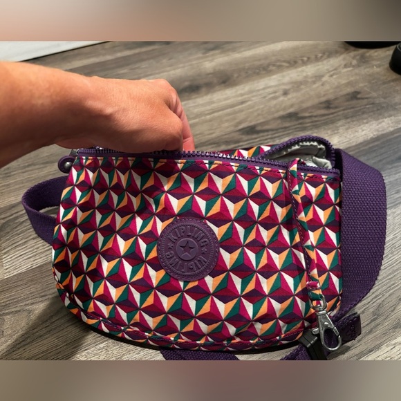 Kipling Multicolor belt Bag with Purple Strap travel summer vacation convenient - Picture 7 of 15